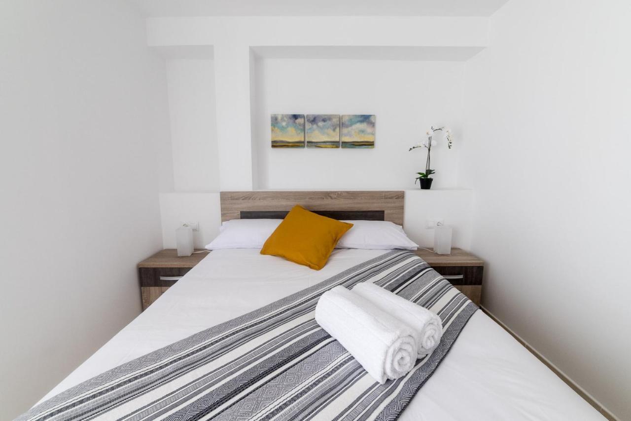 Moonkey - Luminoso Apartamento Girasoles Benidorm Kültér fotó